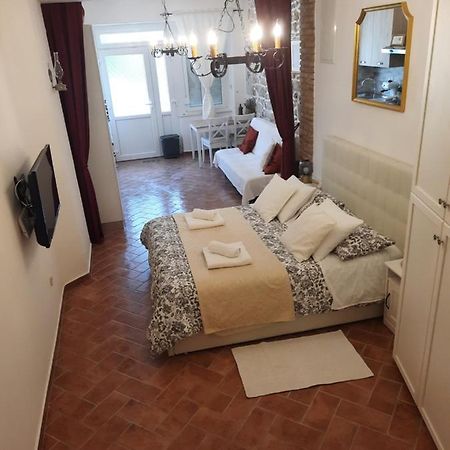 ראב Old Town Rab Studio Apartment מראה חיצוני תמונה