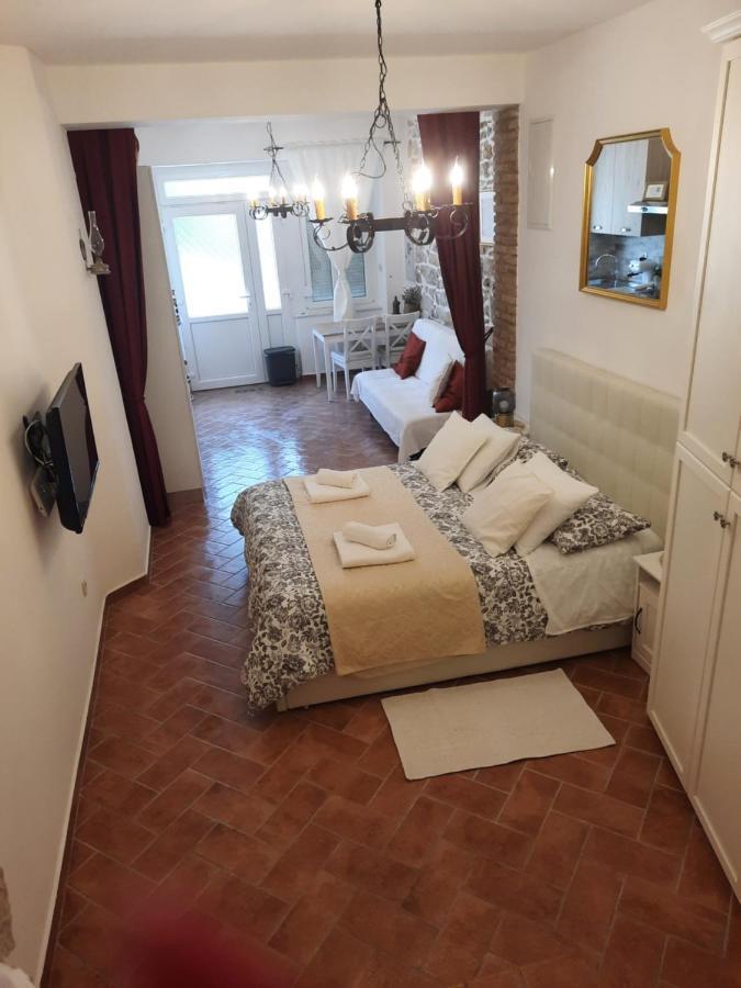 ראב Old Town Rab Studio Apartment מראה חיצוני תמונה