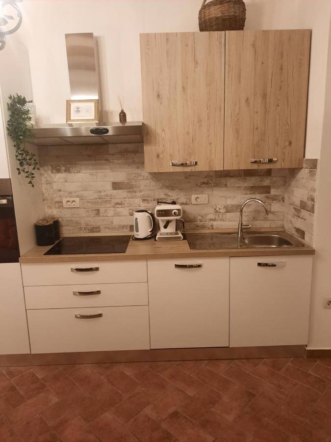 ראב Old Town Rab Studio Apartment מראה חיצוני תמונה
