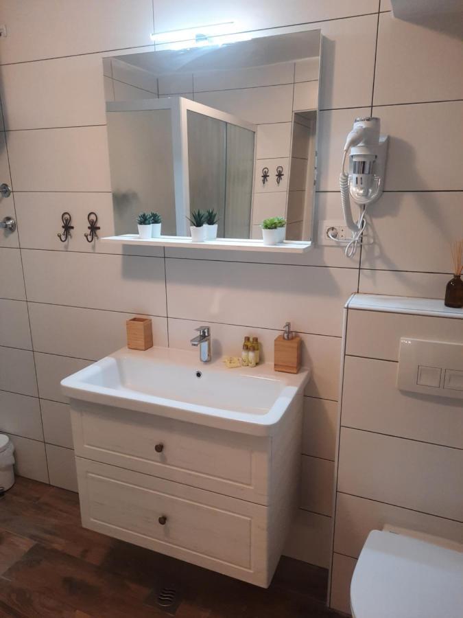 ראב Old Town Rab Studio Apartment מראה חיצוני תמונה